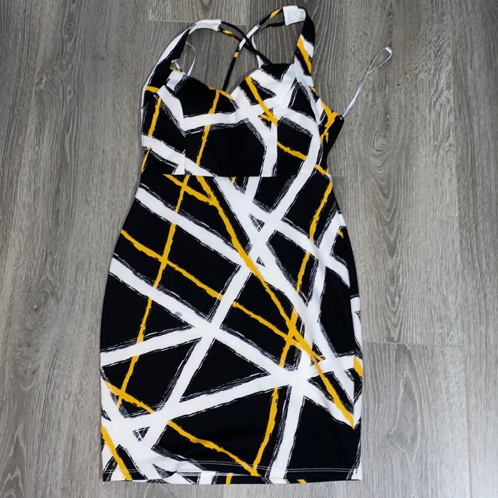 Black/yellow/white dress